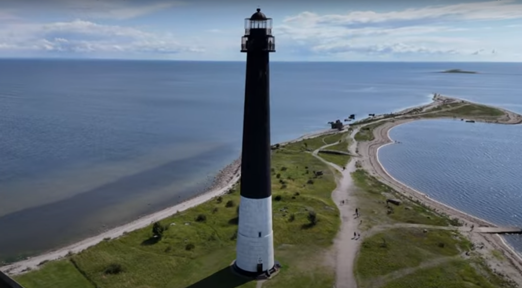 Sõrve – War’s Echo Meets Peninsula Beauty