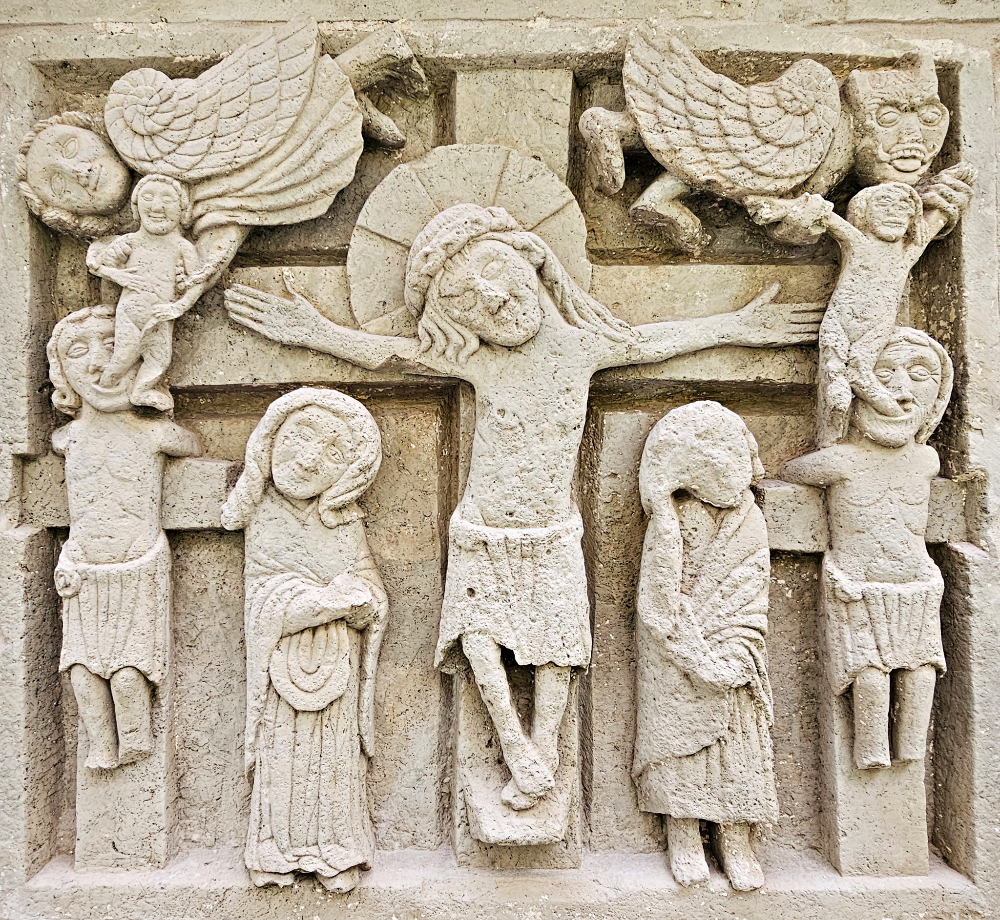 Karja kiriku Kolgata-bareljeef.